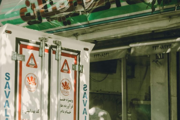 mdreza-jalali-LspE2AhL-D4-unsplash